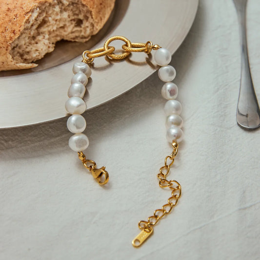 Twisted Gold Plated Rings Bracelet with Faux Pearls
