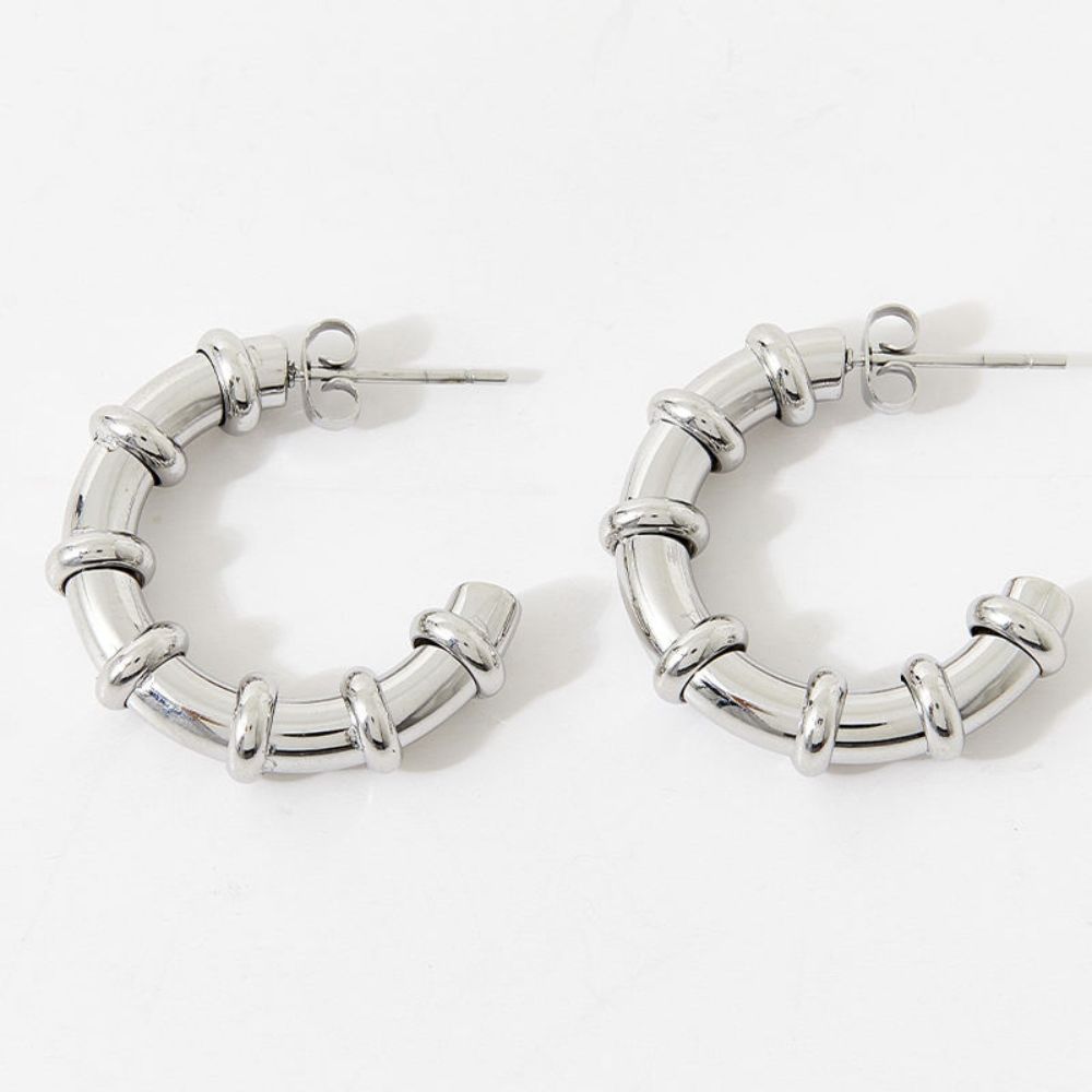 Classic Ribbed Huggie Earrings