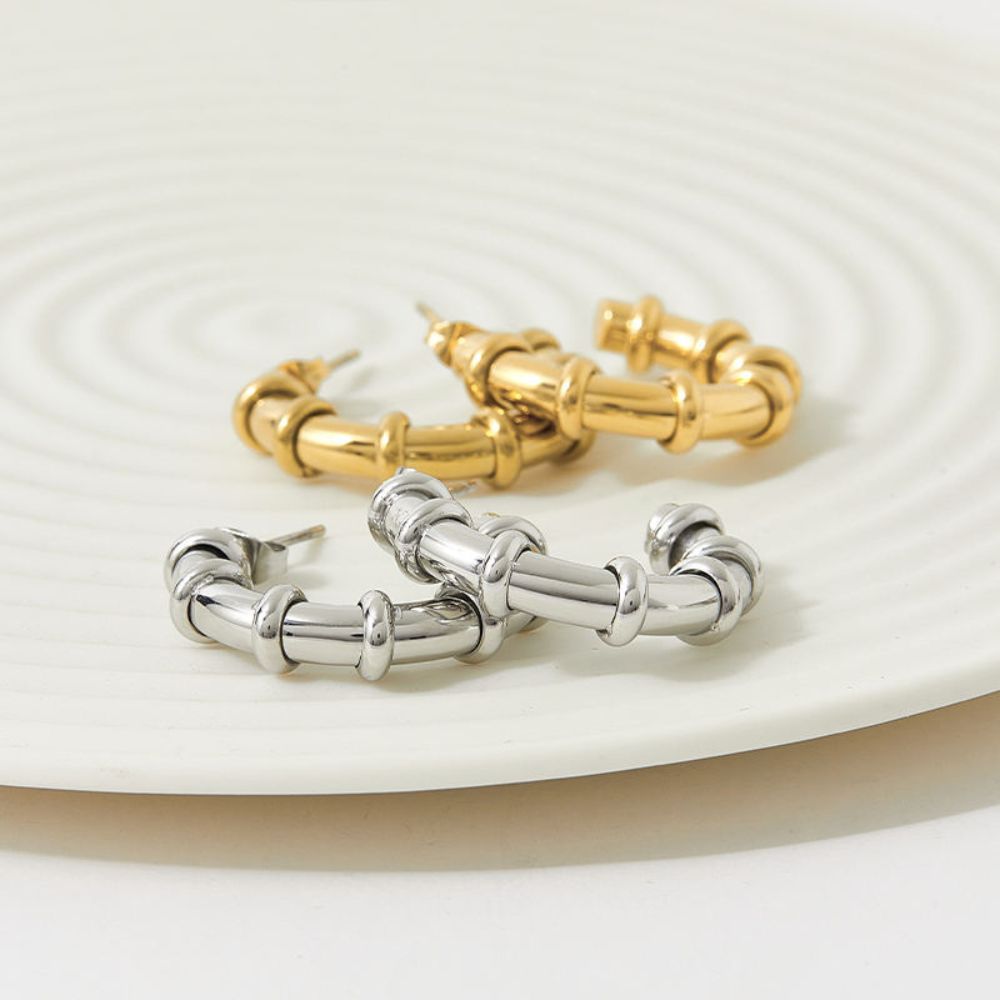 Classic Ribbed Huggie Earrings